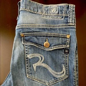Authentic Rock & Republic, size 34x29